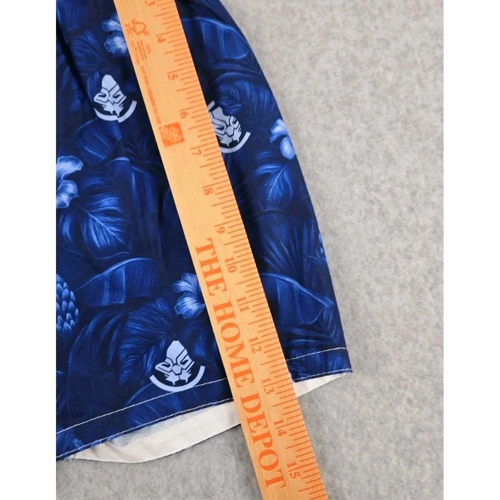 Avengers Bathing Suit Boys 2 pc Swim Set Size Small Rash Guard Top‎ Trunks NWT